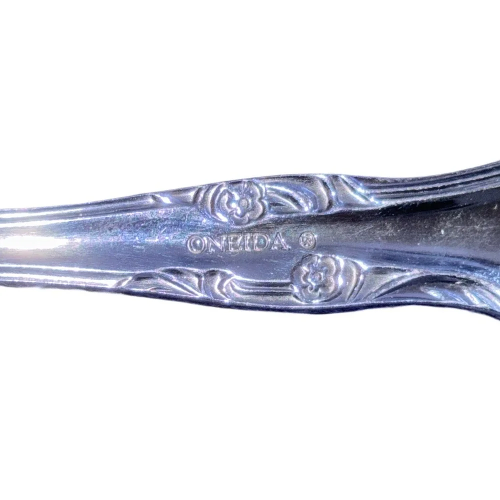 Oneida distinction deluxe